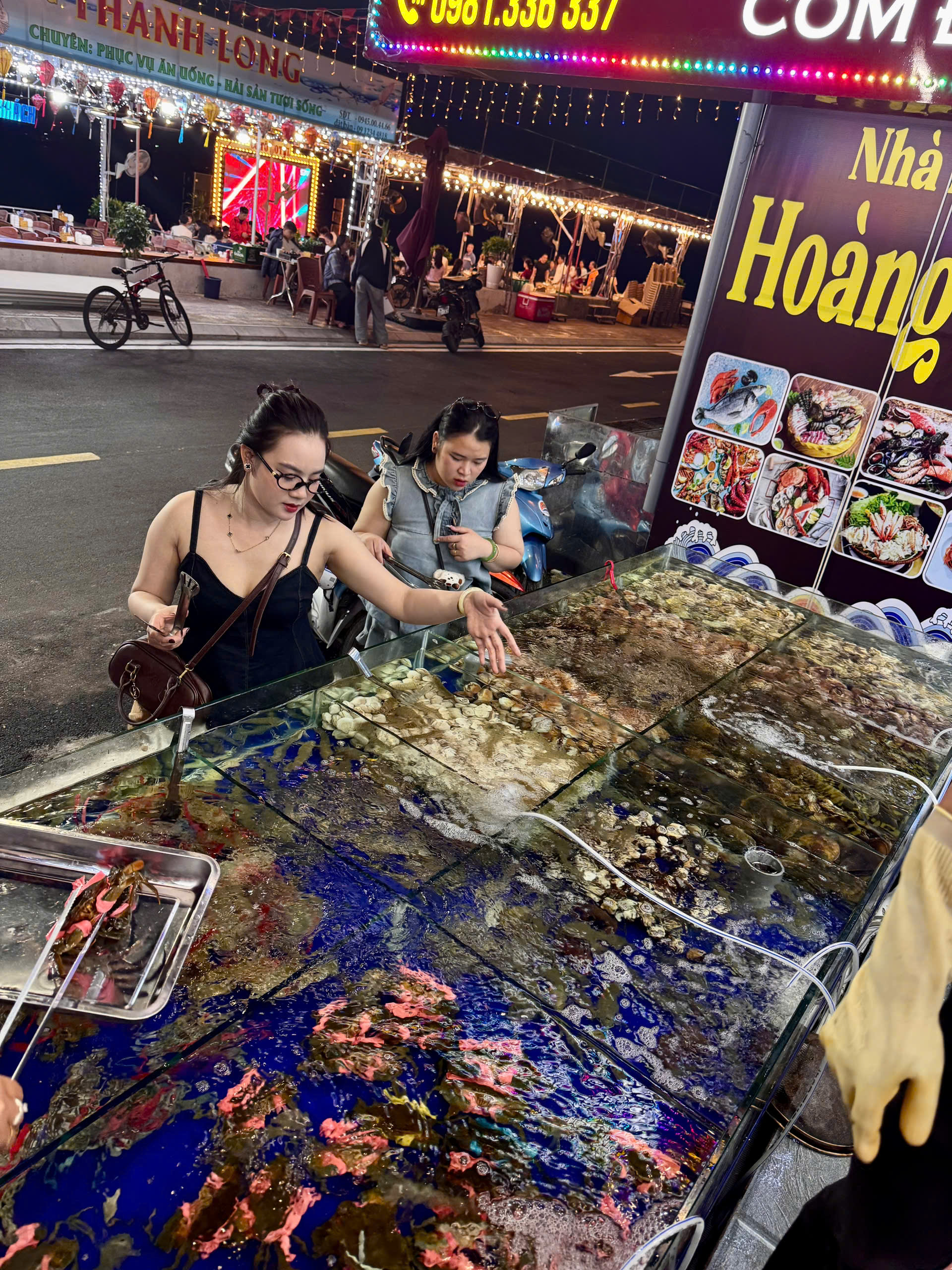 Top 10 Nhà hàng Cô Tô hải sản tươi ngon nức tiếng giá siêu hời