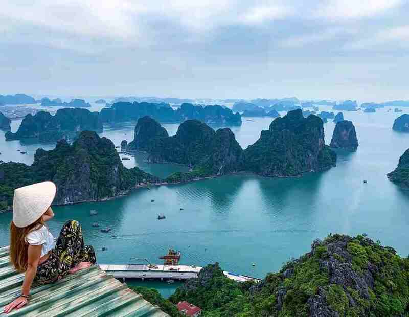 Núi Bài Thơ - Địa điểm check in số 1 Quảng Ninh
