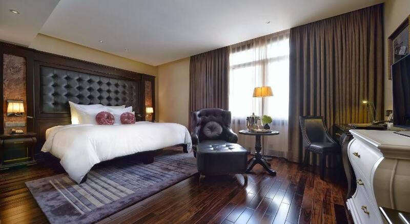 Hòn Trống Mái - Khám phá những thú vị của biểu tượng du lịch Hạ Long