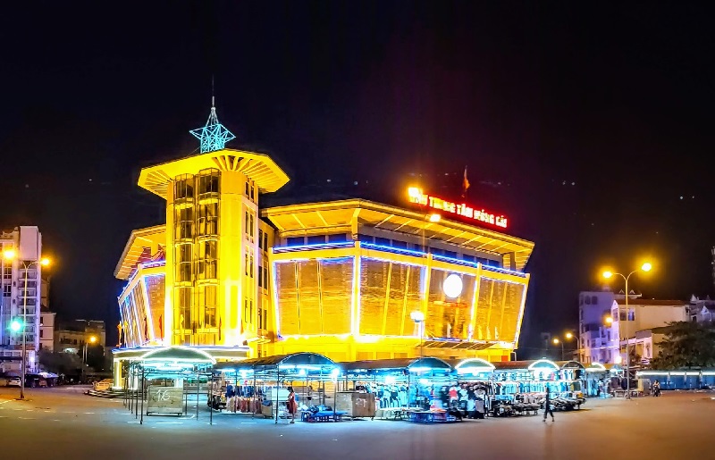 Khám phá chợ Móng Cái - Chợ trung tâm lớn bậc nhất Quảng Ninh