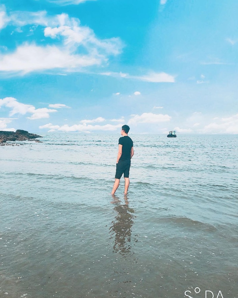 Khám phá biển Trà Cổ Móng Cái - Bờ biển đẹp nhất Quảng Ninh