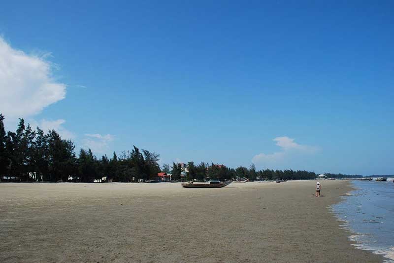 Khám phá biển Trà Cổ Móng Cái - Bờ biển đẹp nhất Quảng Ninh