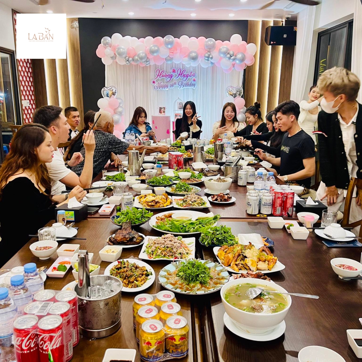 Top 10 quán ăn gần sân bay Vân Đồn ngon giá cả hợp lý