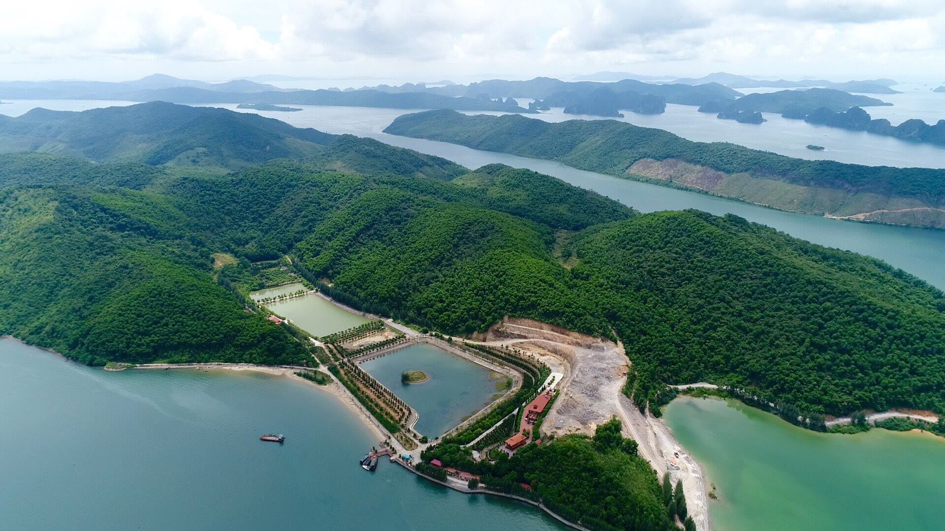 Top 9 Địa Điểm Du Lịch Cẩm Phả Quảng Ninh Hút Khách Nhất