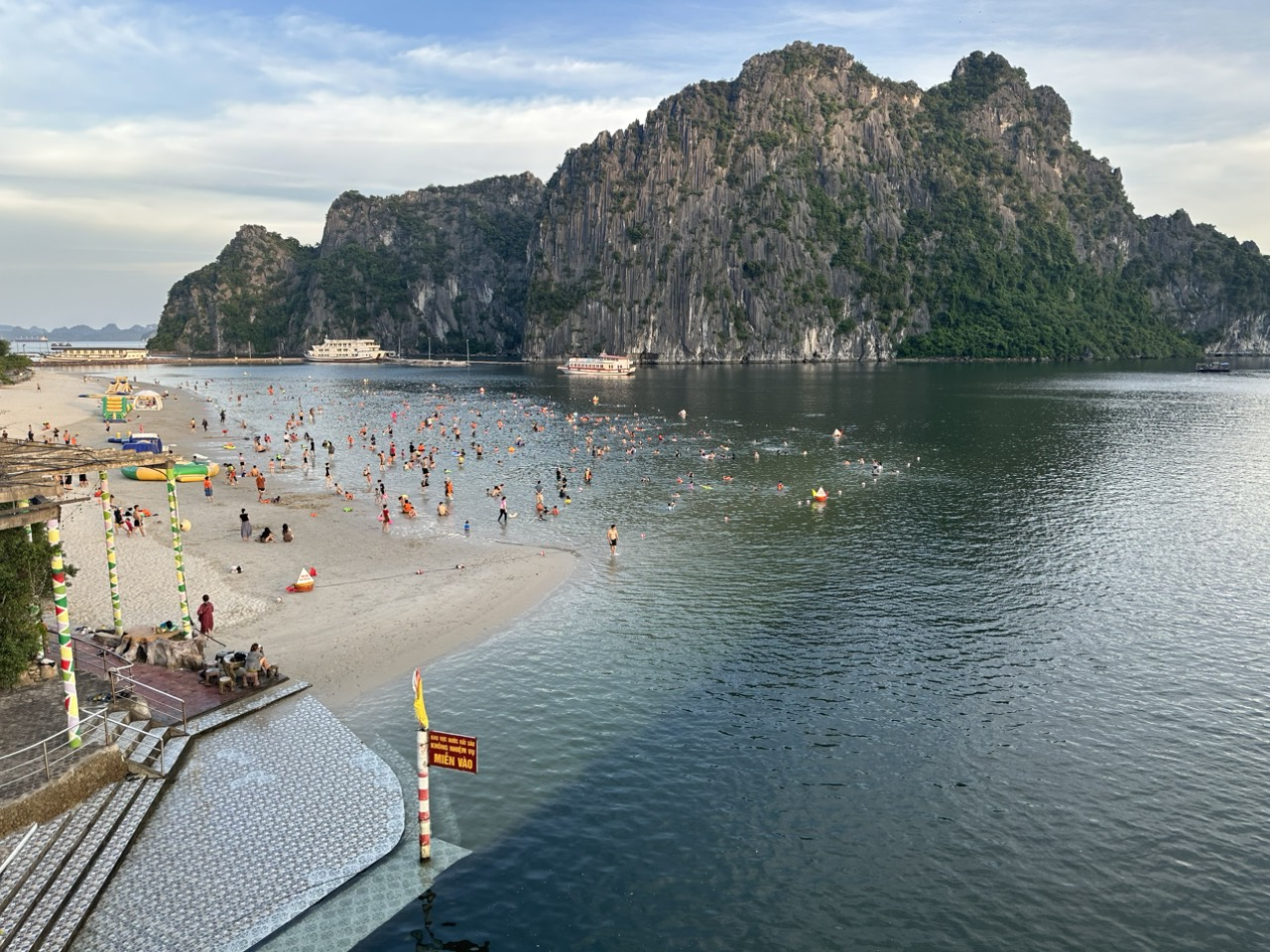 Top 9 Địa Điểm Du Lịch Cẩm Phả Quảng Ninh Hút Khách Nhất