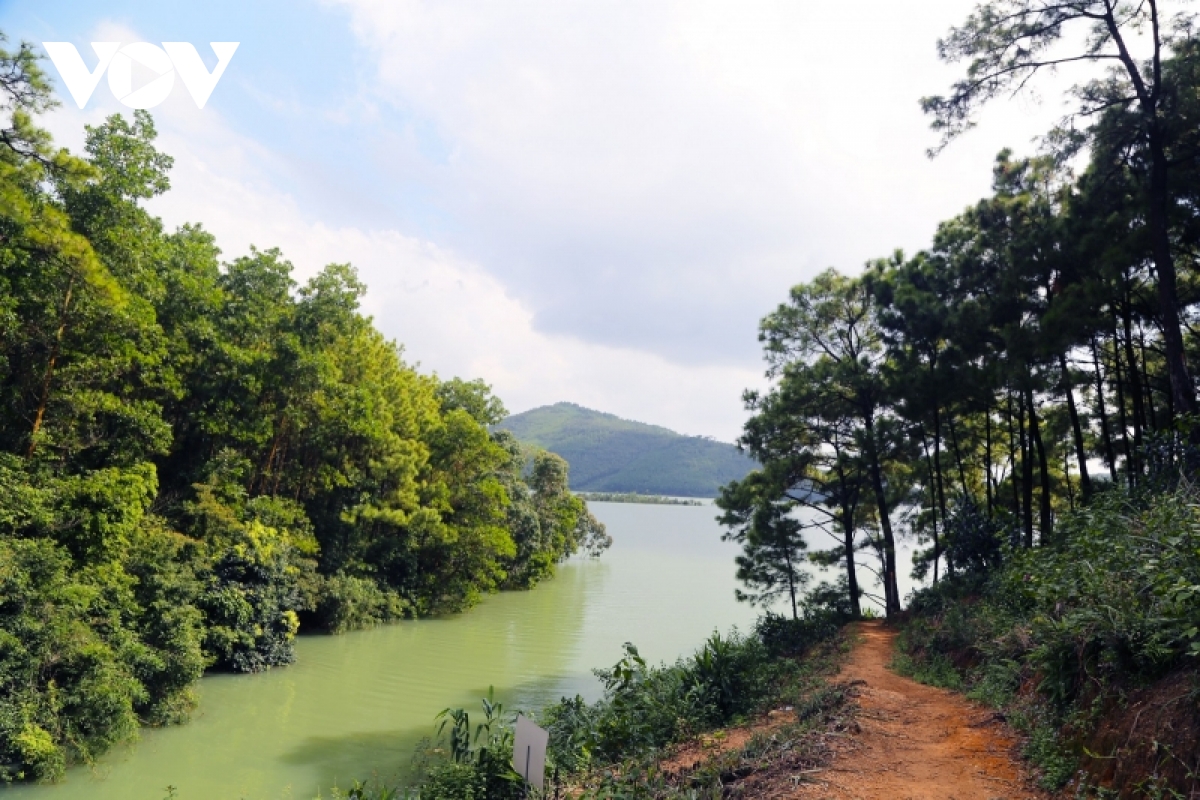 Kinh nghiệm khám phá chùa Lôi Âm Quảng Ninh chi tiết