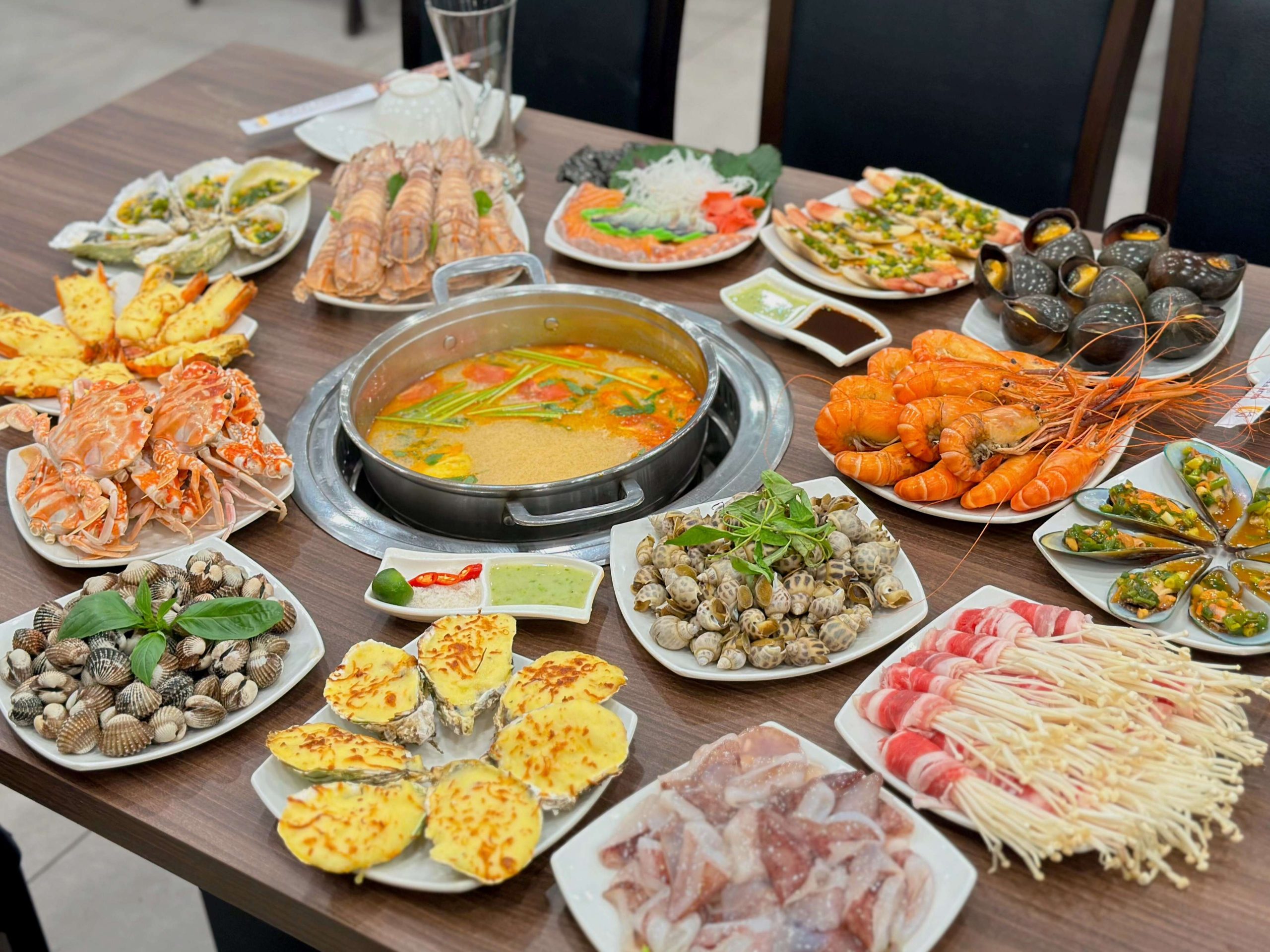 Khám phá đỉnh Bình Hương - Đà Lạt thu nhỏ tại Quảng Ninh