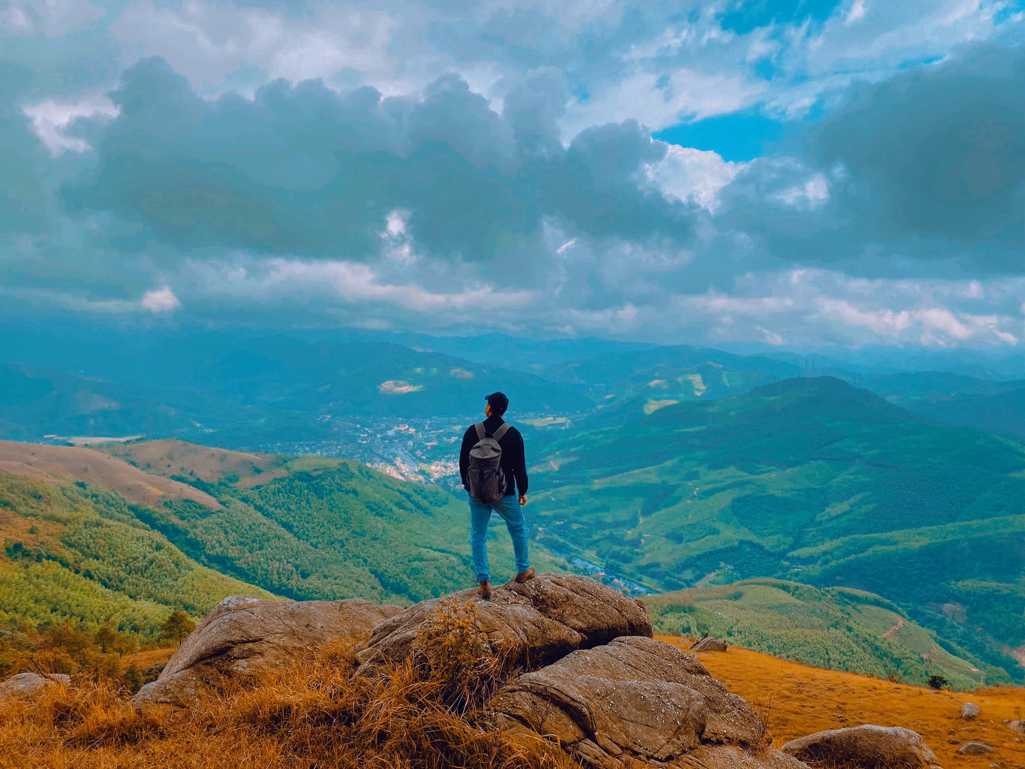 Khám phá đỉnh Bình Hương - Đà Lạt thu nhỏ tại Quảng Ninh