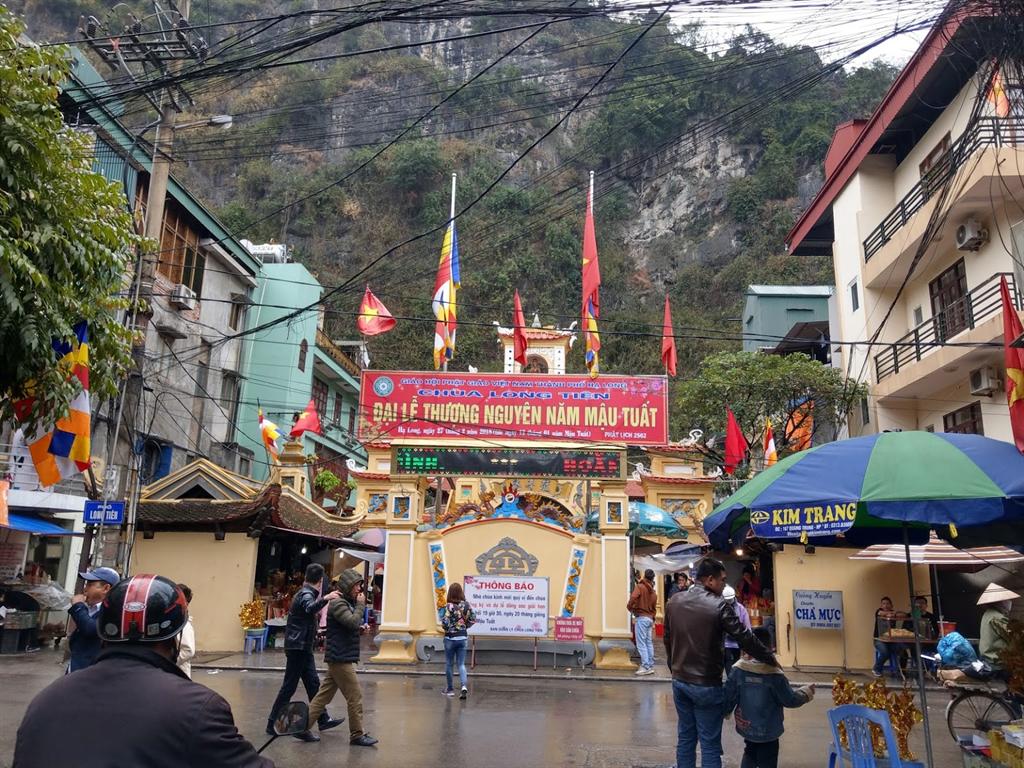 Khám phá chùa Long Tiên, ngôi chùa cổ kính giữa lòng Hạ Long