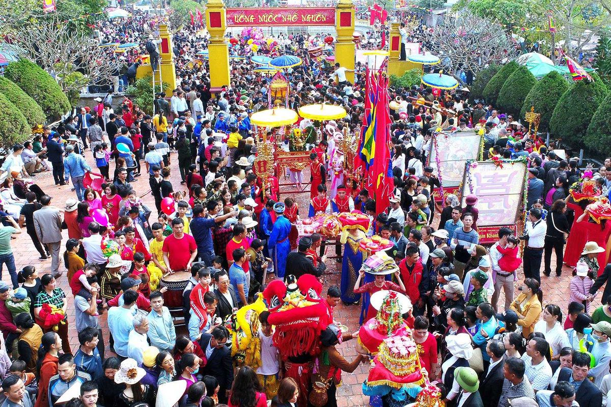 Top 8 lễ hội Quảng Ninh linh thiêng nổi tiếng tại đất mỏ