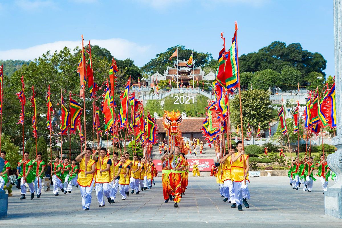 Top 8 lễ hội Quảng Ninh linh thiêng nổi tiếng tại đất mỏ