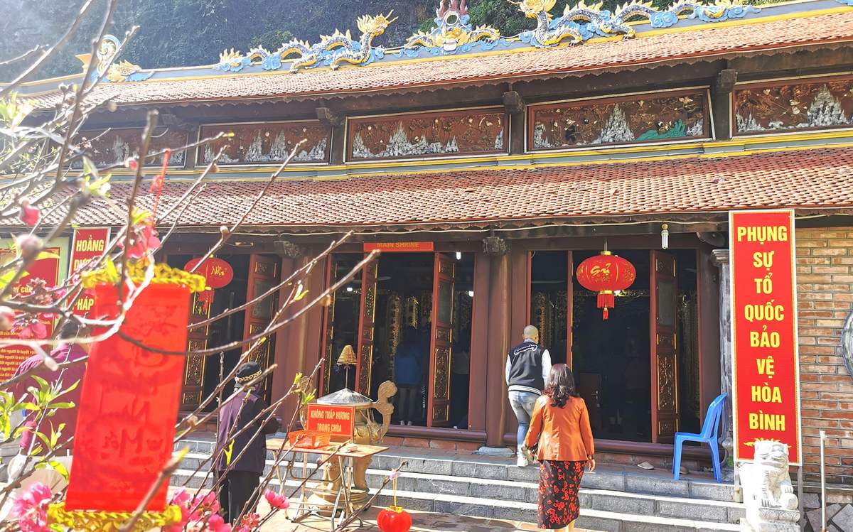 Top 8 lễ hội Quảng Ninh linh thiêng nổi tiếng tại đất mỏ