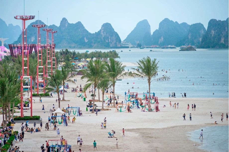 Review khu du lịch Phương Đông Vân Đồn chơi gì ăn gì chi tiết nhất