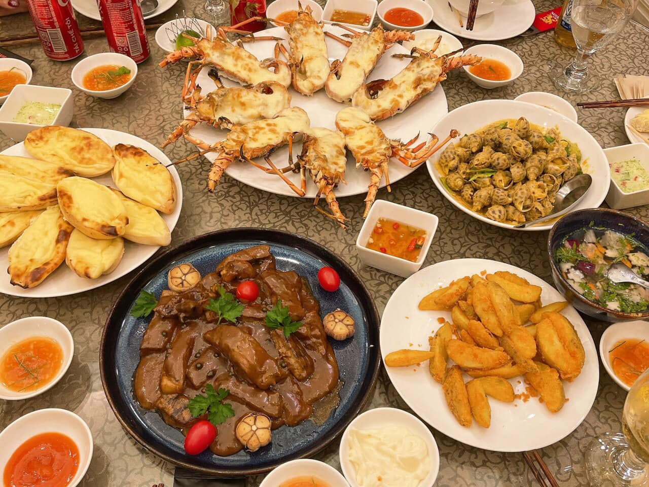 Top 10 nhà hàng ngon gần Sonasea Vân Đồn Quảng Ninh được yêu thích